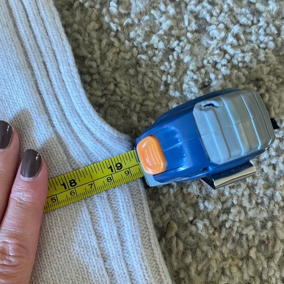 Motive Women’s Wool Blend V Neck Sweater Vest Fit S - Picture 4 of 5